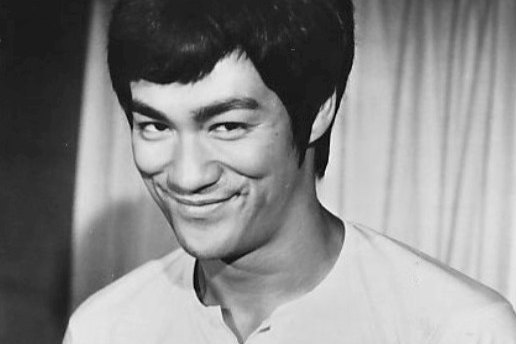 Shannon Lee Sues Chinese Chain Over Bruce Lee Logo Use
