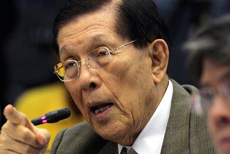 Philippine Court Acquits Enrile, Reyes, Napoles of Plunder Charges