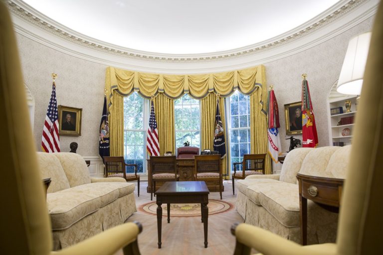 Trump Signs Emergency Extension for Yemen, Iraq, Central African Republic