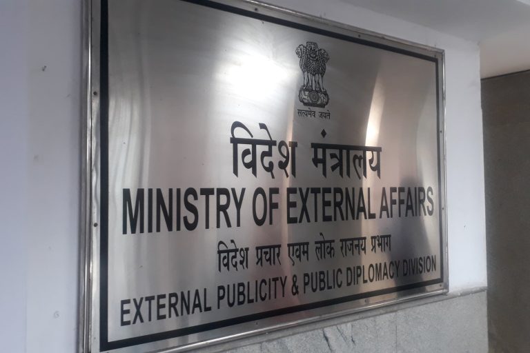 Ministry confirms passport issuance rate of one every two seconds in 2025