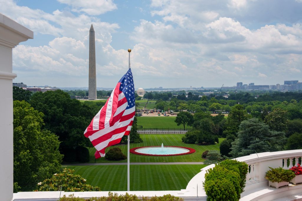 Americas 250th birthday: Stars and Stripes now a red flag