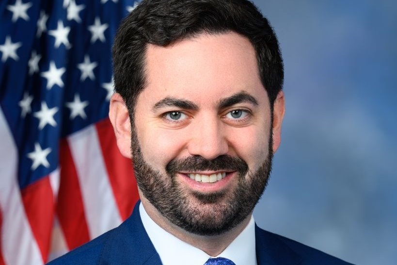 Democrats target suburban women with \u201cEpstein class\u201d ads in midterm races
