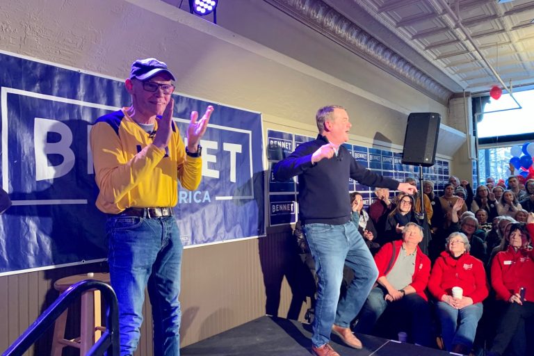 Centrist Democrats struggle as party shifts leftward in crisis