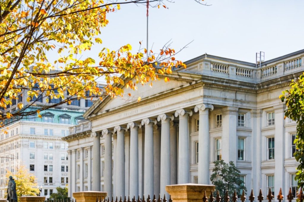 U.S. Economic Policy Faces Criticism as Confused and Inconsistent