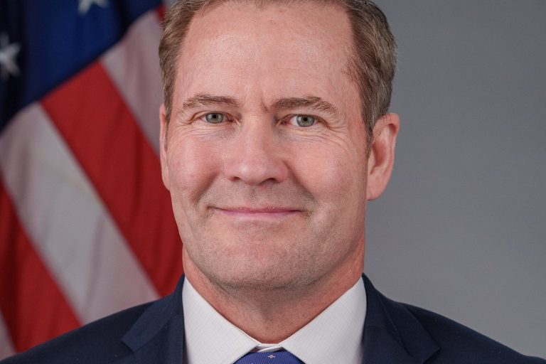 Mike Waltz leads Russia tariff strategy as National Security Advisor
