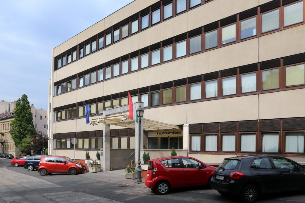 Hungarian Constitutional Court Faces Fiscal Review Limits Under 2011 Charter