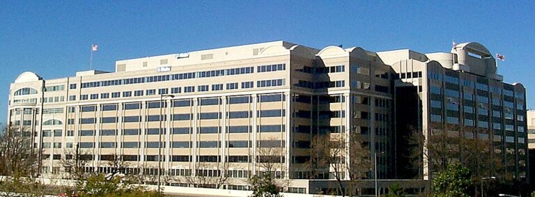 FCC’s Carr, Rosenworcel, and Commissioners Repeal Fee-Disclosure Rule