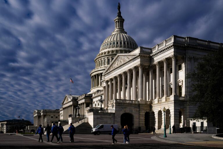 Congress votes to suspend Russia’s trade status, enact an oil ban