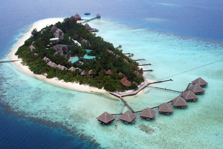 10 Best Honeymoon Destinations & Best Times to Visit