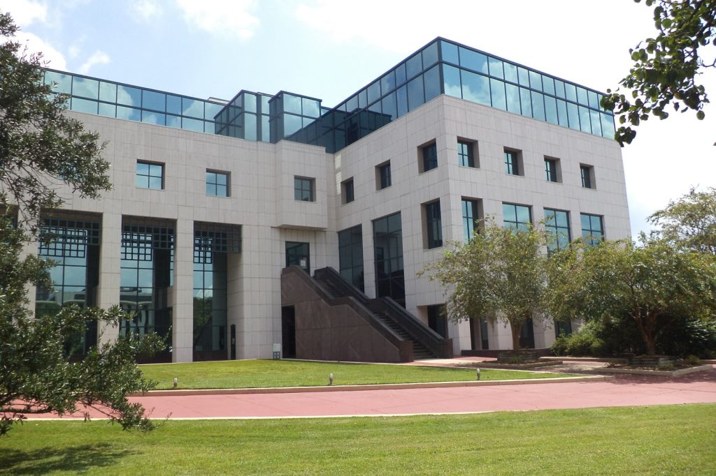 Florida Transparency Group Seeks Court Clarification on Sealed Rulings