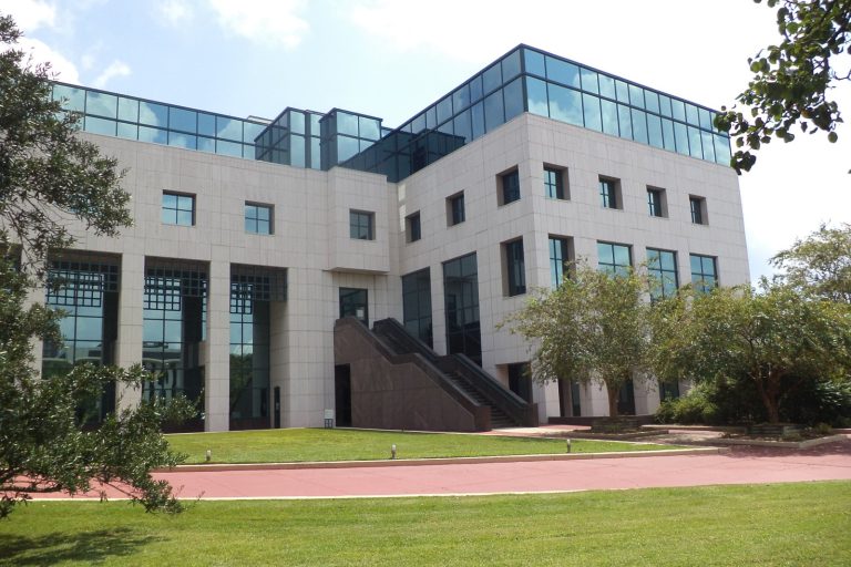 Florida Transparency Group Seeks Court Clarification on Sealed Rulings
