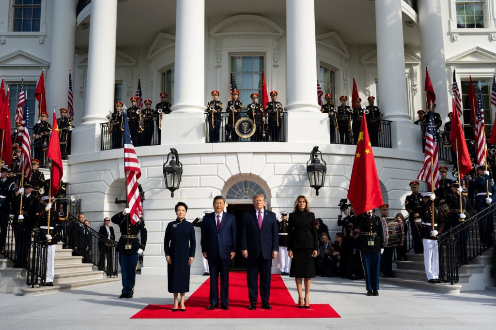 Trump and Xi Exchange Warm Words at State Dinner, Little Progress on Key Issues