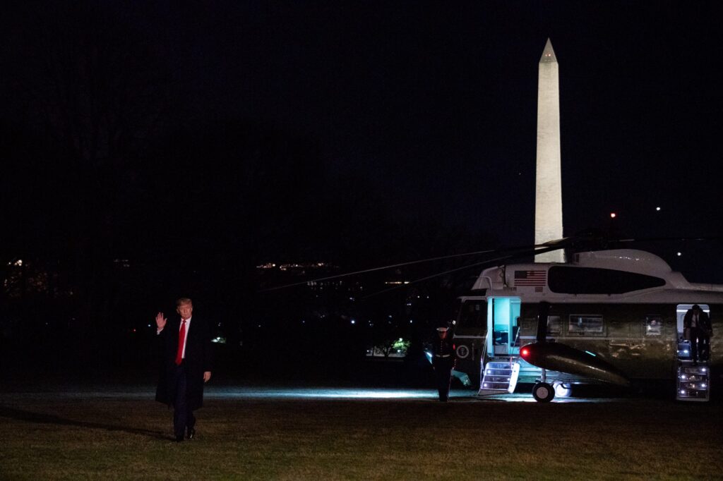 President Trump Returns to the White House (49429242033) — economy policy week