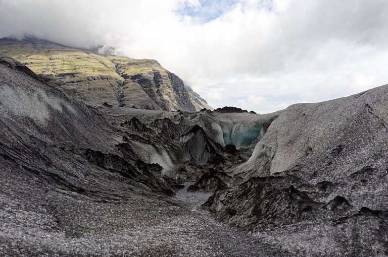 The Cheapest Time to Go to Iceland