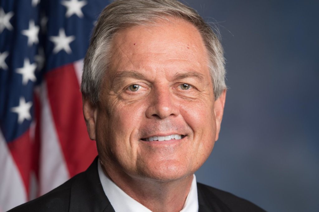Norman Calls Trump 5,000 Dividend Pay-to-Play as GOP Backlash Grows
