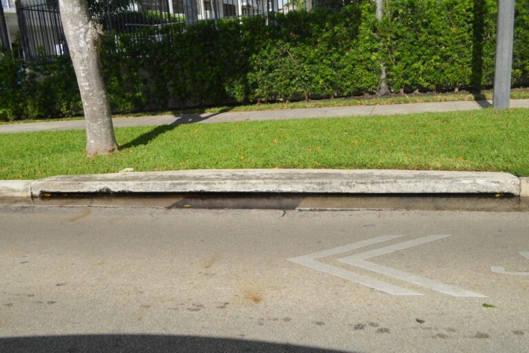 Understanding King Tides: How Astronomical Alignments Drive Coastal Flooding