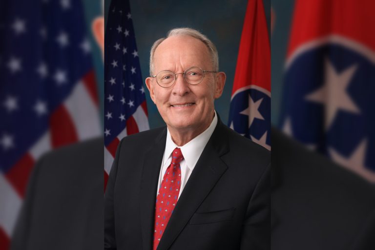 Lamar Alexander memoir tracks Tennessee’s shift from two-party politics