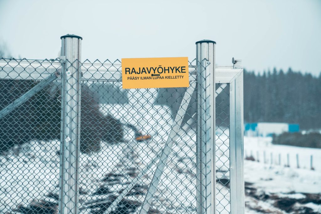 Russian Soldiers Seek Exit Routes into Finland: Draft Dodging or Desertion?